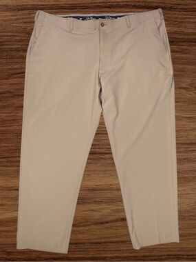 Jack Nicklaus Men’s Performance Tan Pants. Size 44/30